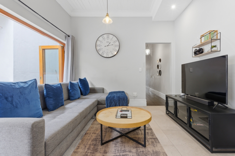 2 Bedroom Property for Sale in Green Point Western Cape